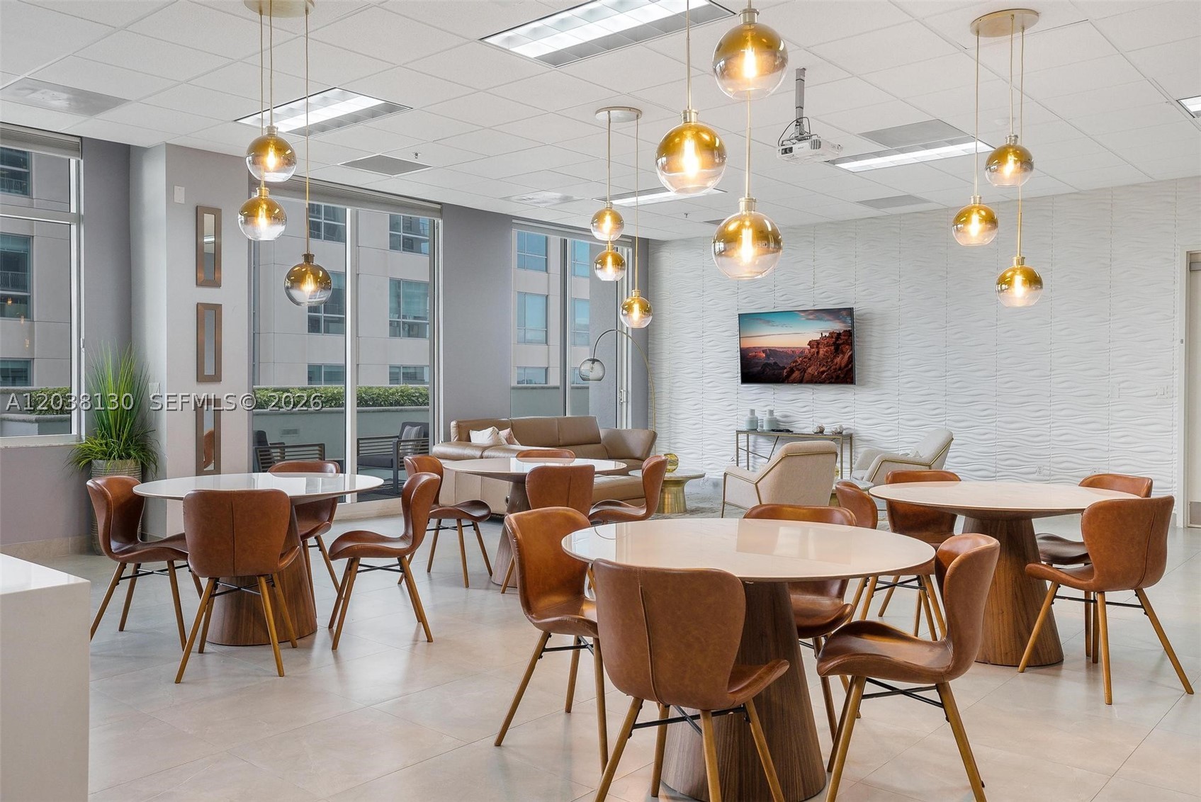 image The Club at Brickell Bay10