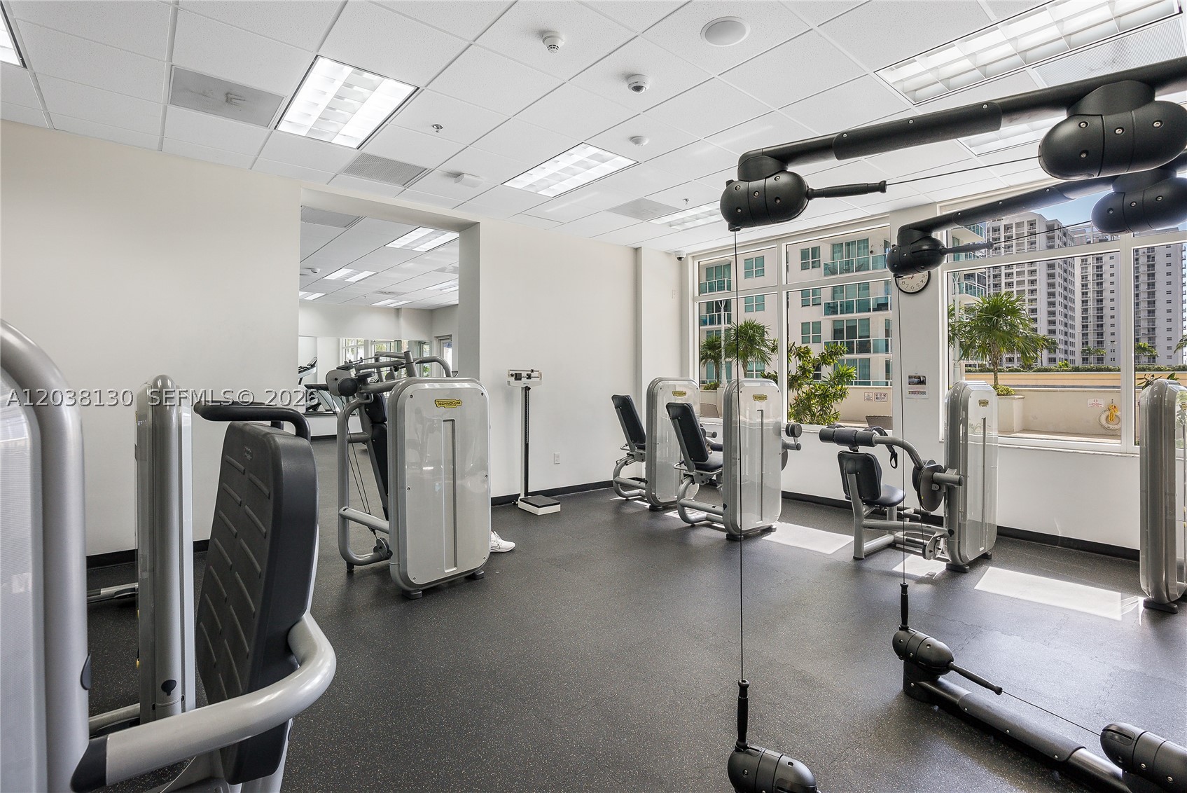 image The Club at Brickell Bay13