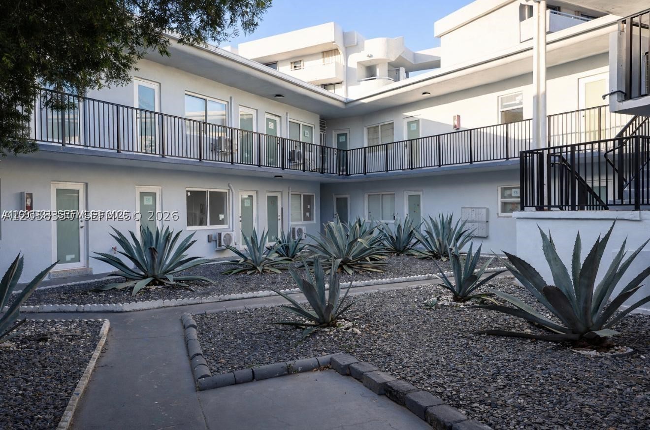 7271 Gary Ave #4