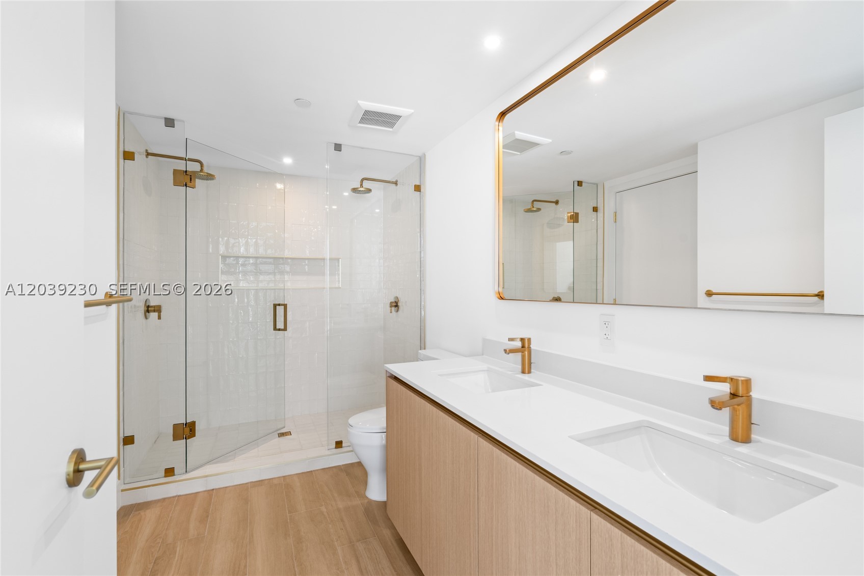 image The Standard Residences Midtown Miami10