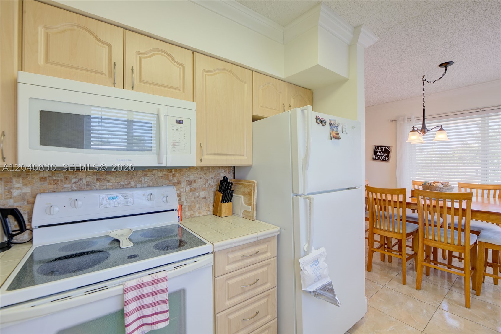 920 SW 10th Ter #12R