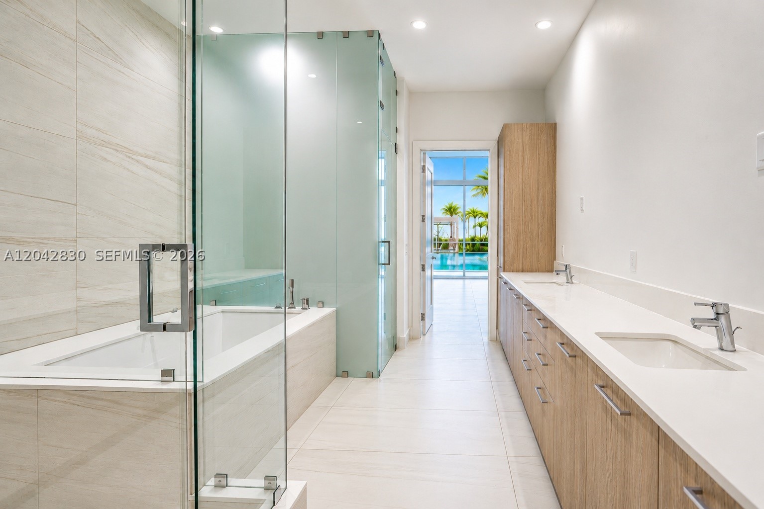 153 N Seabreeze Blvd #401 Fort Lauderdale, FL 33304