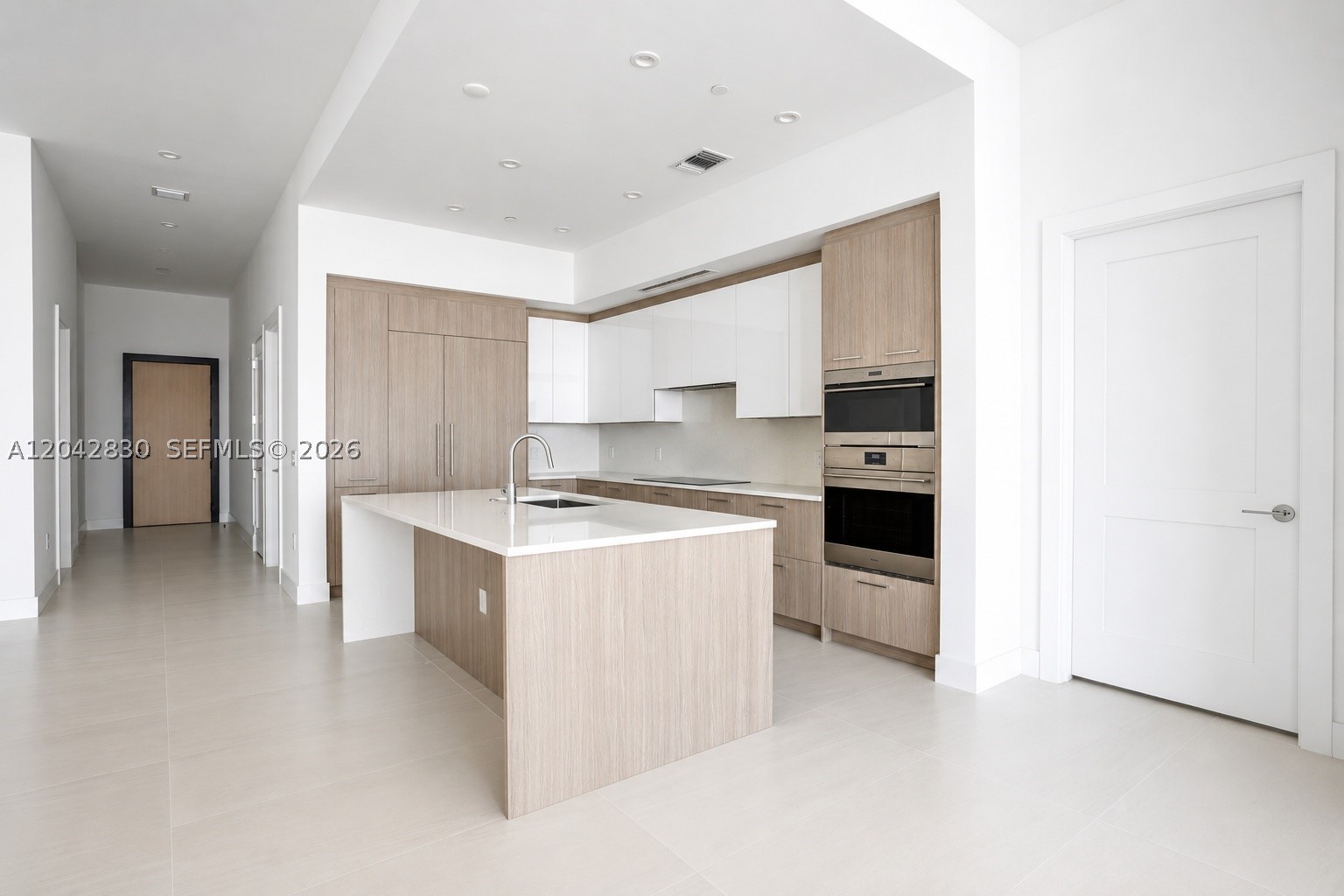 153 N Seabreeze Blvd #401 Fort Lauderdale, FL 33304