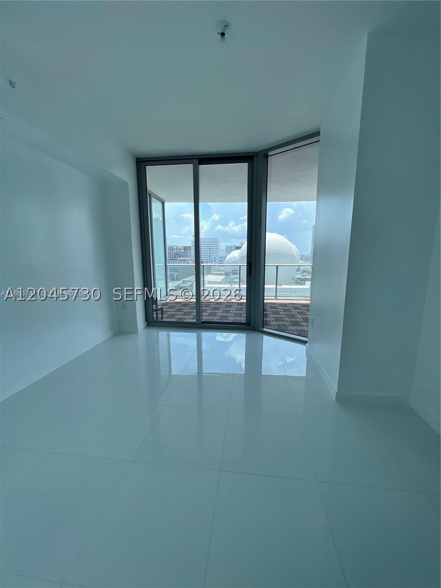 image Paramount Miami Worldcenter9