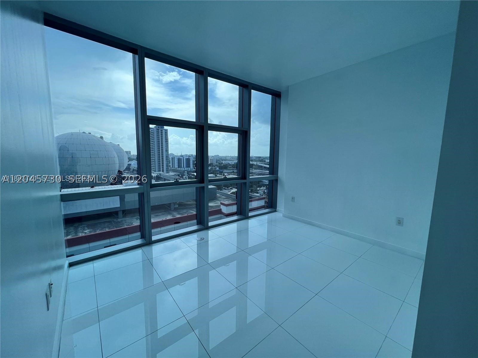 image Paramount Miami Worldcenter15