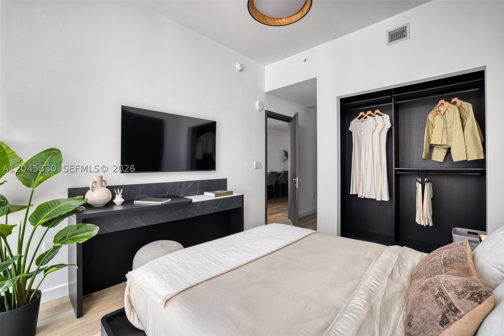 20 NE 11th St #4503 Miami, FL 33132