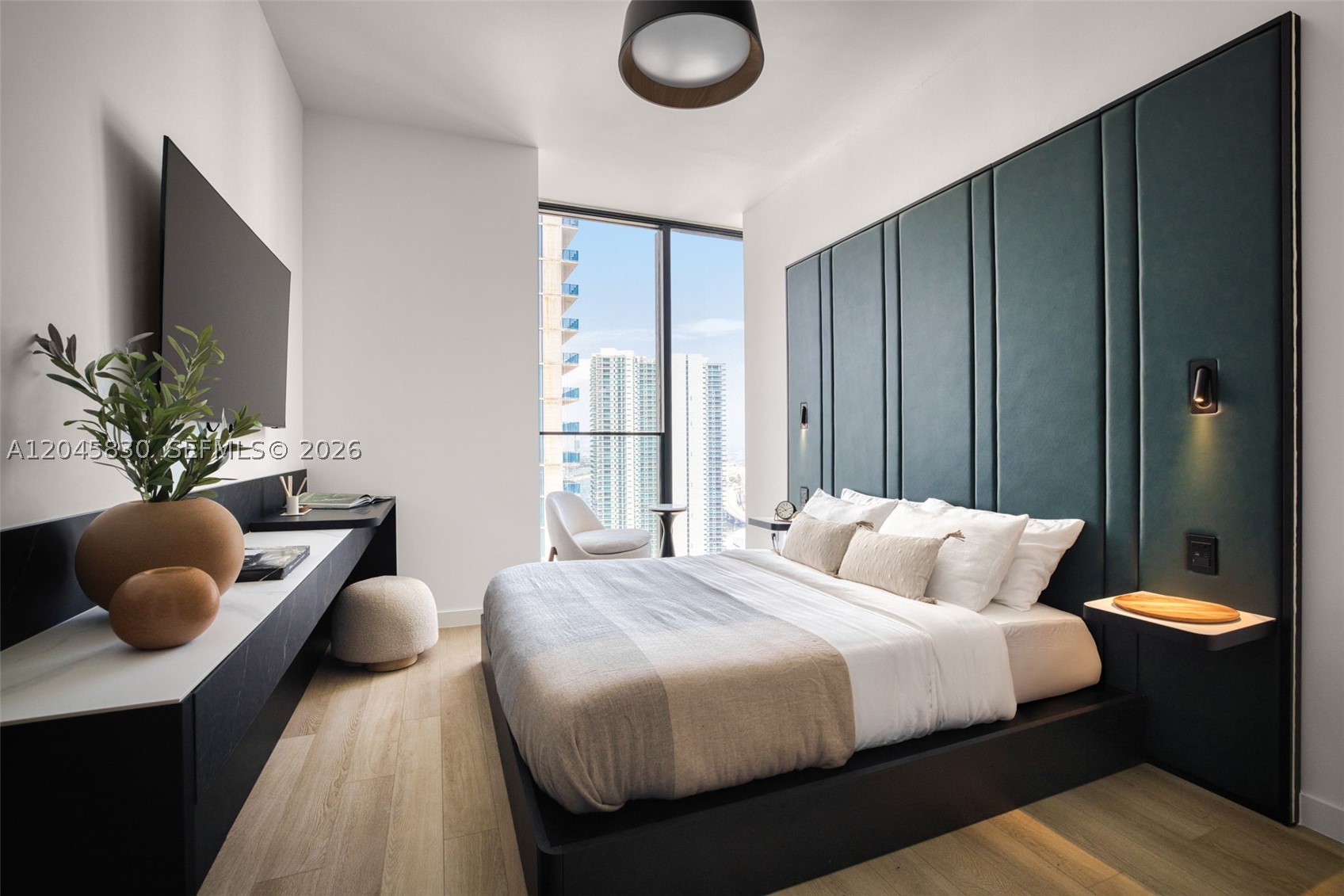 20 NE 11th St #4503 Miami, FL 33132