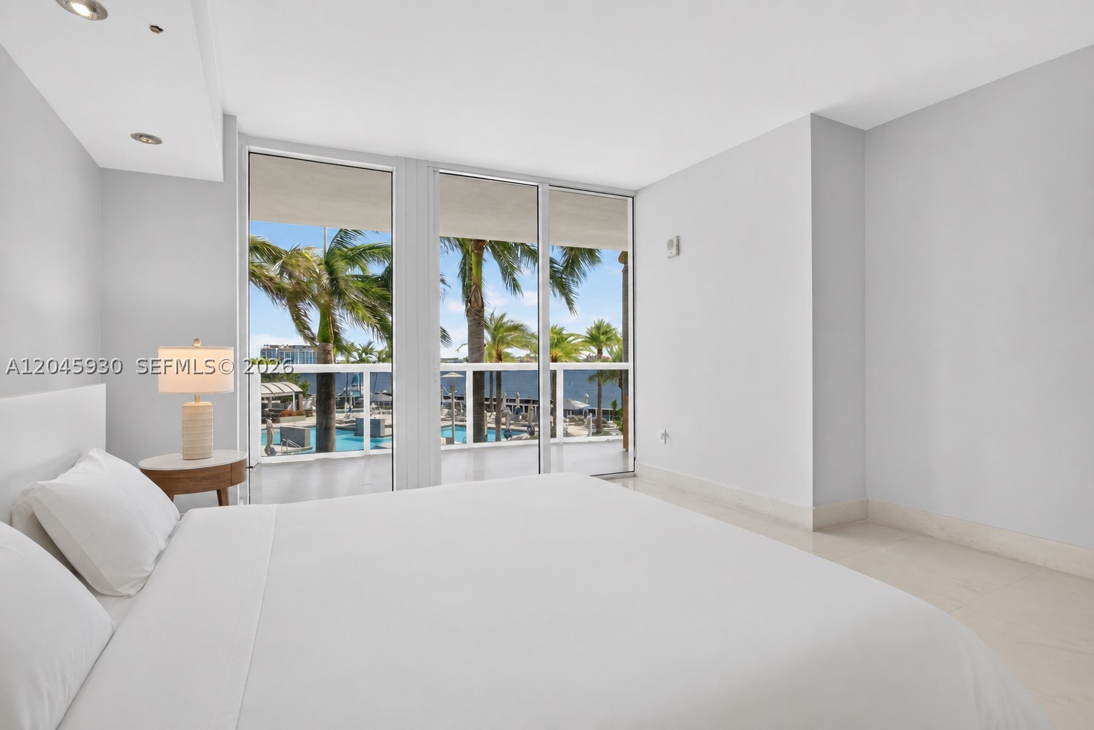400 Alton Rd #706 Miami Beach, FL 33139
