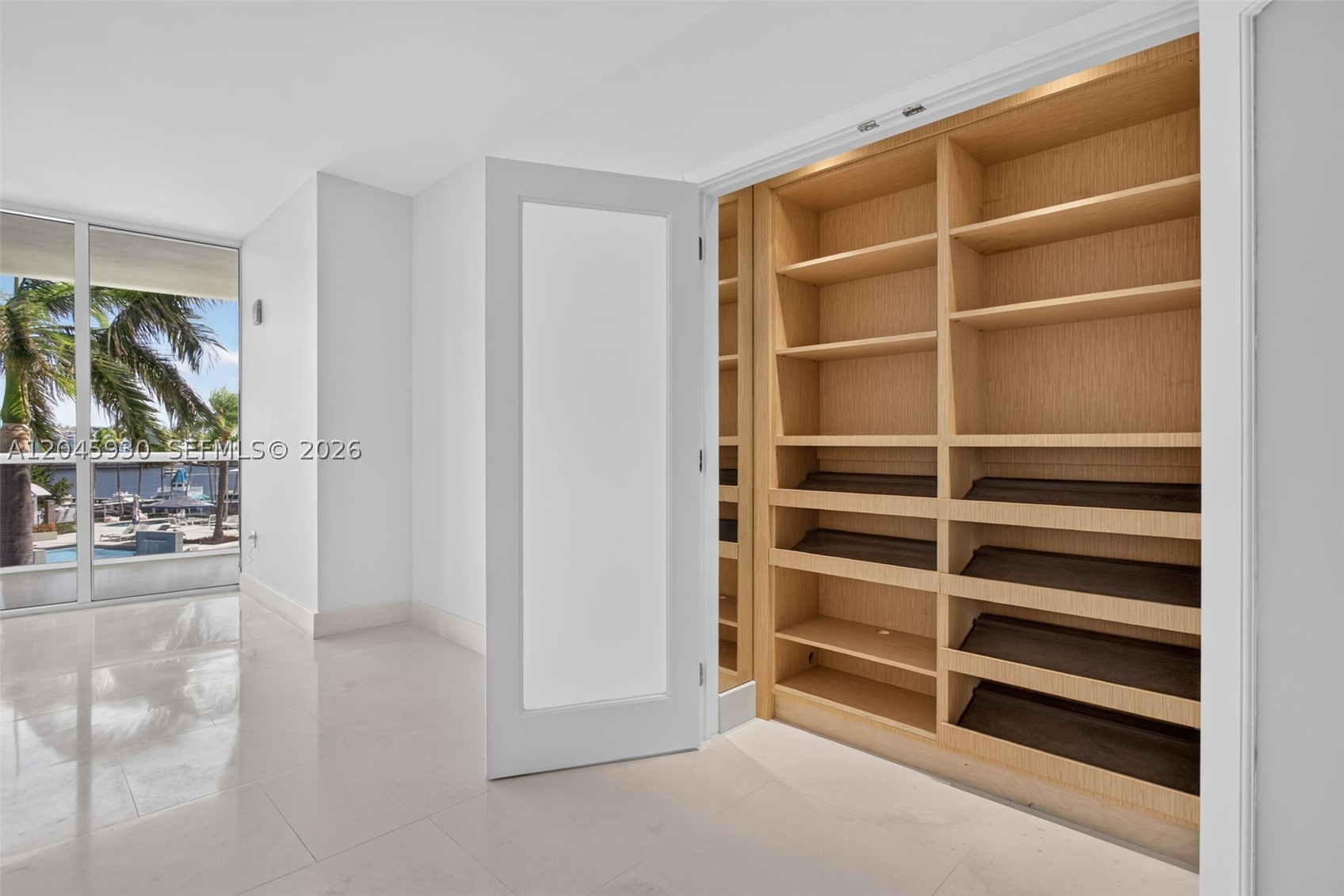 400 Alton Rd #706 Miami Beach, FL 33139