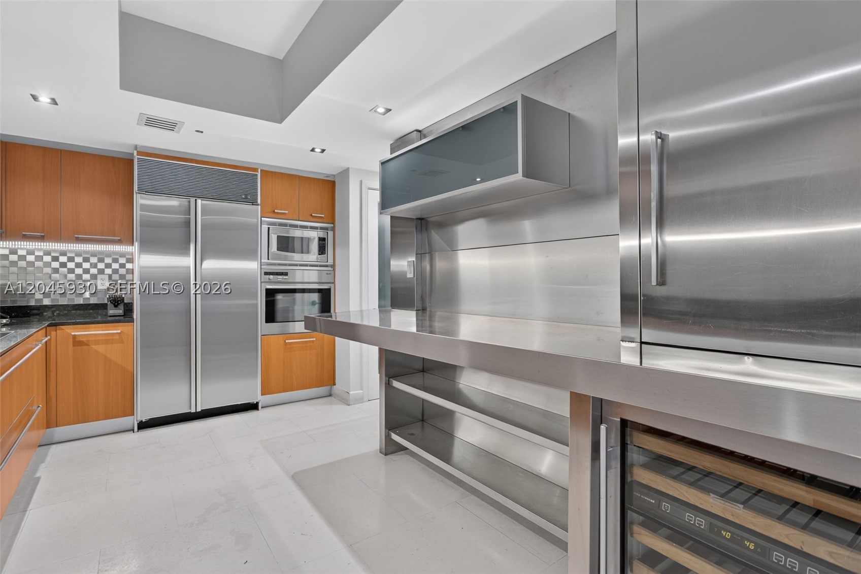 400 Alton Rd #706 Miami Beach, FL 33139