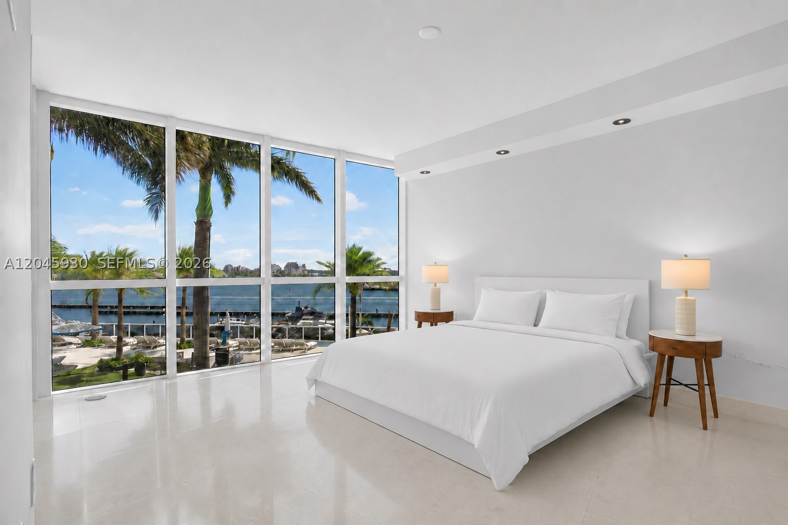 400 Alton Rd #706 Miami Beach, FL 33139