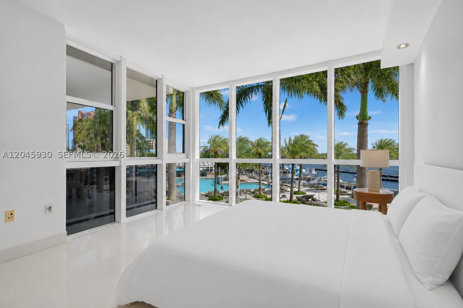 400 Alton Rd #706 Miami Beach, FL 33139
