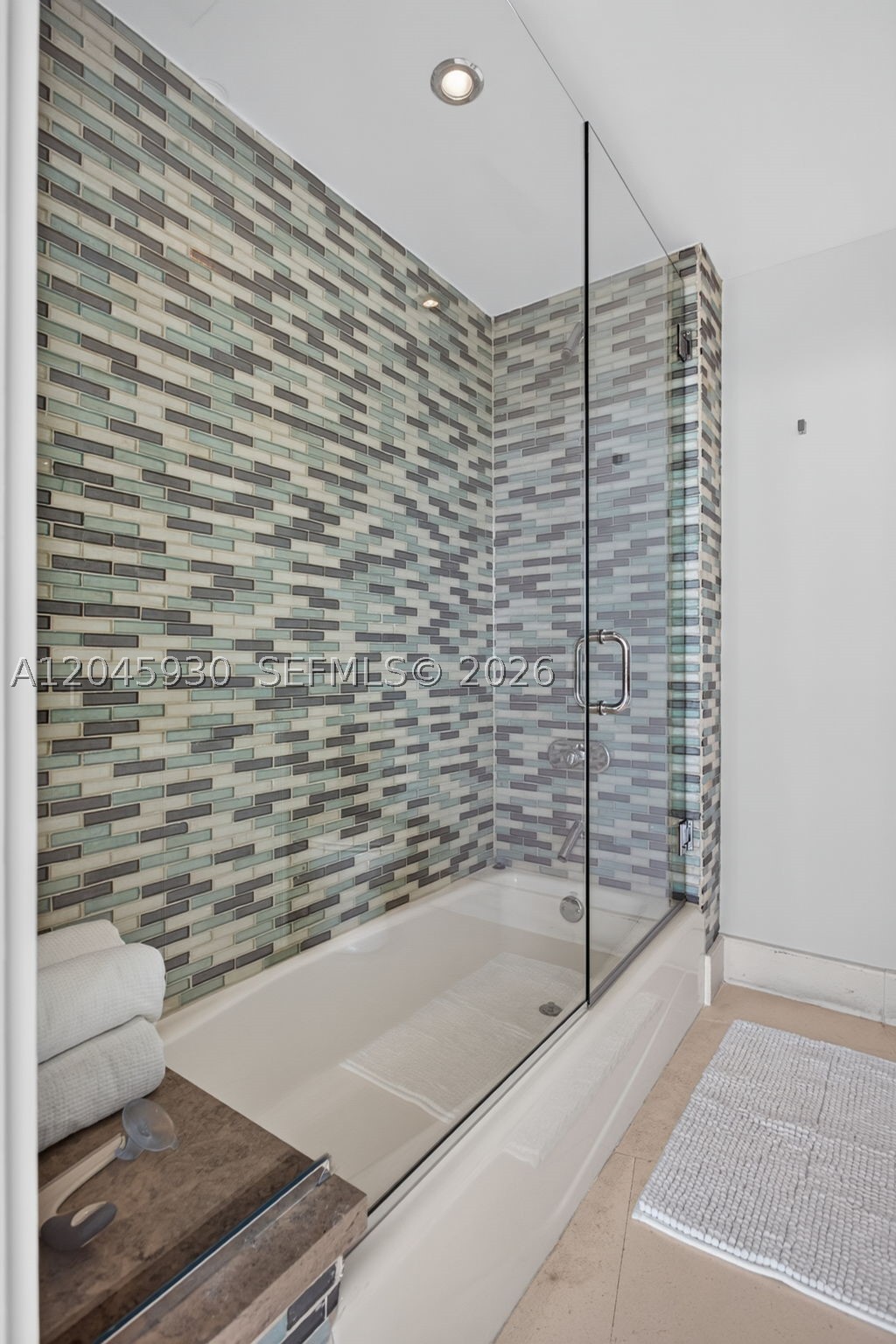 400 Alton Rd #706 Miami Beach, FL 33139