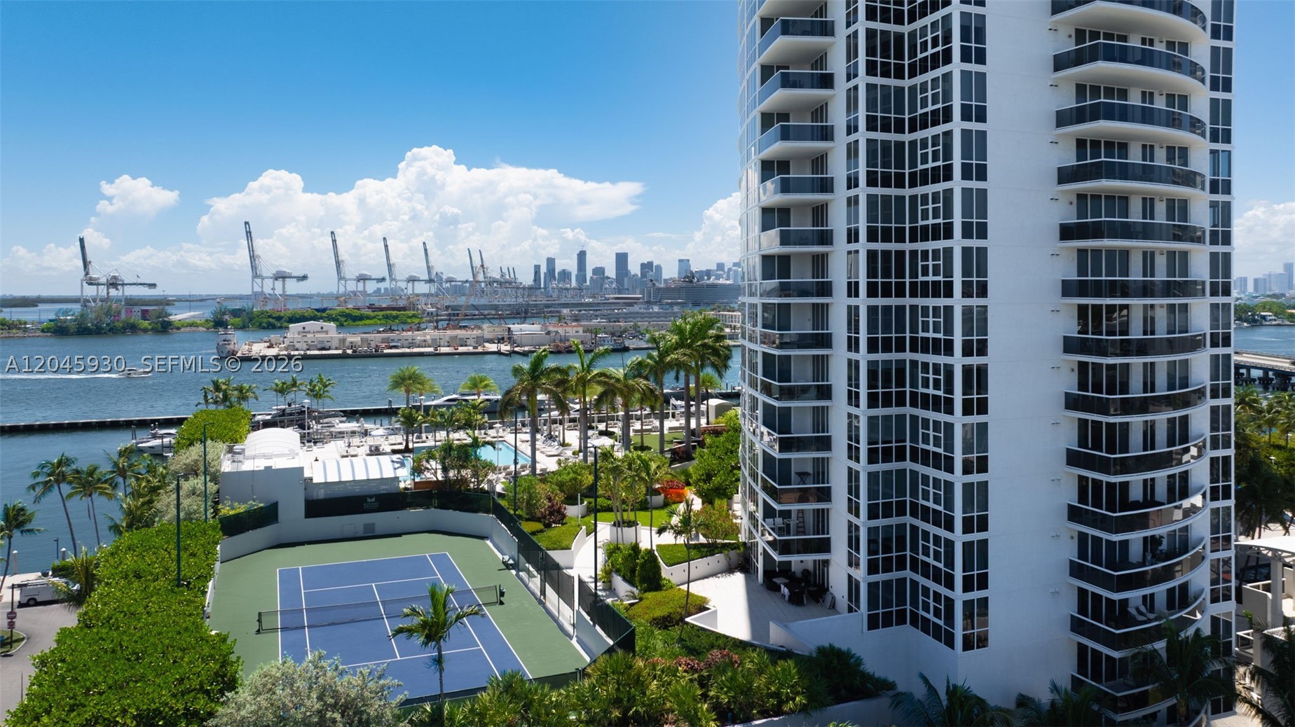 400 Alton Rd #706 Miami Beach, FL 33139