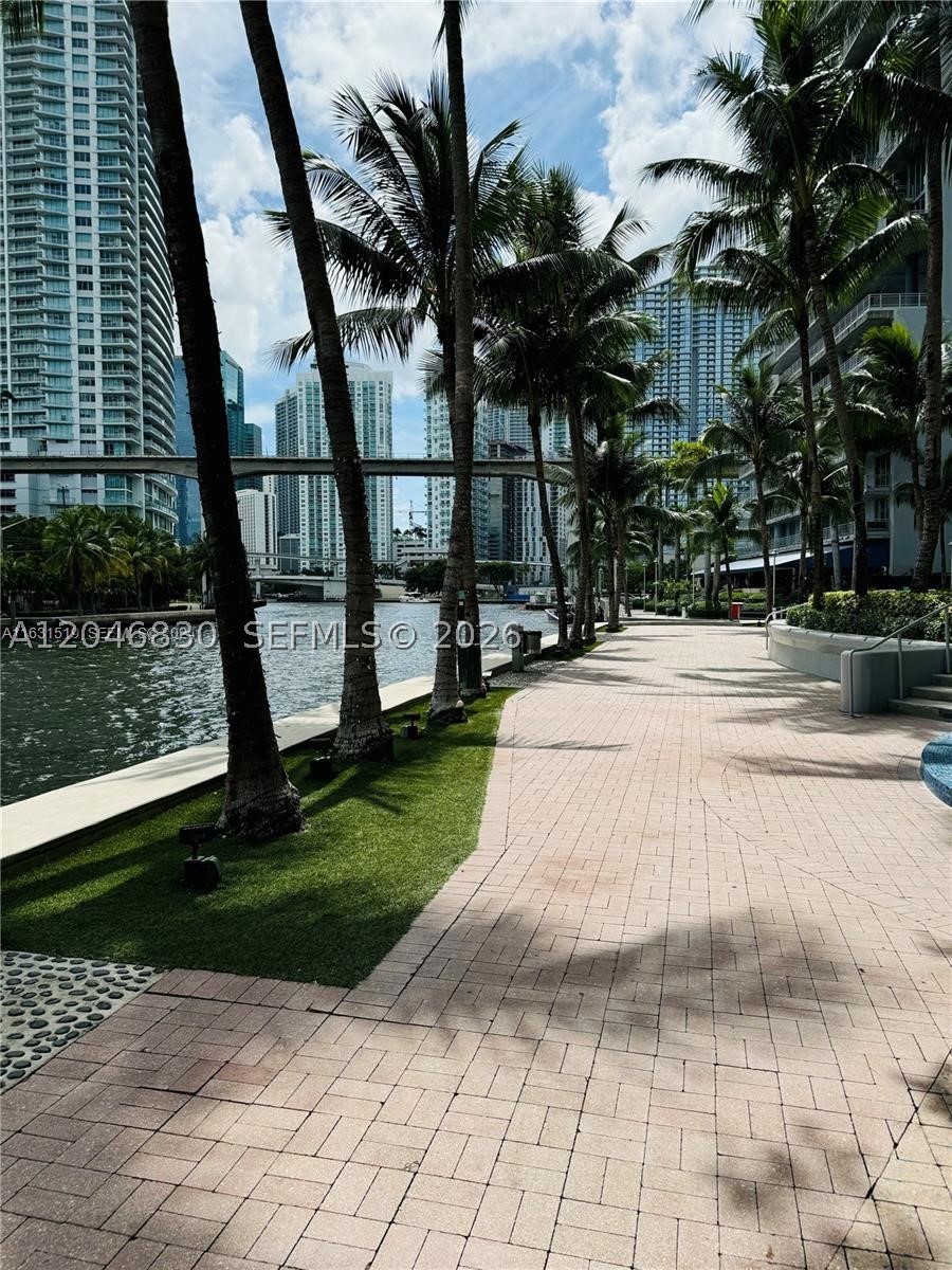 image Latitude on the River27