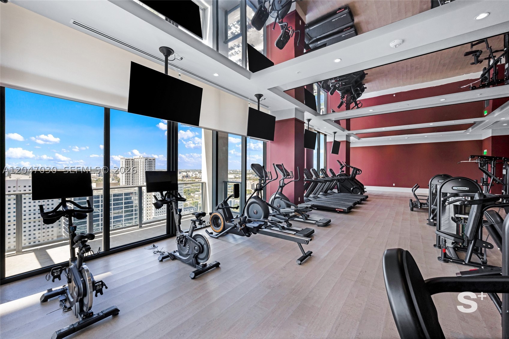 image The Crosby Miami Worldcenter36