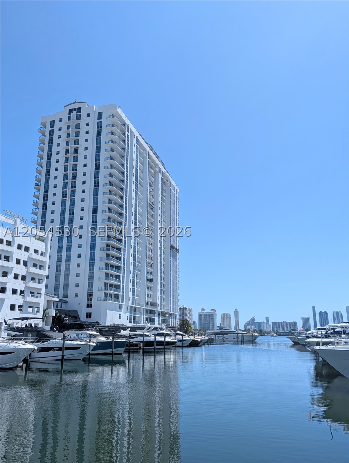 17301 Biscayne Blvd #1501 North Miami Beach, FL 33160