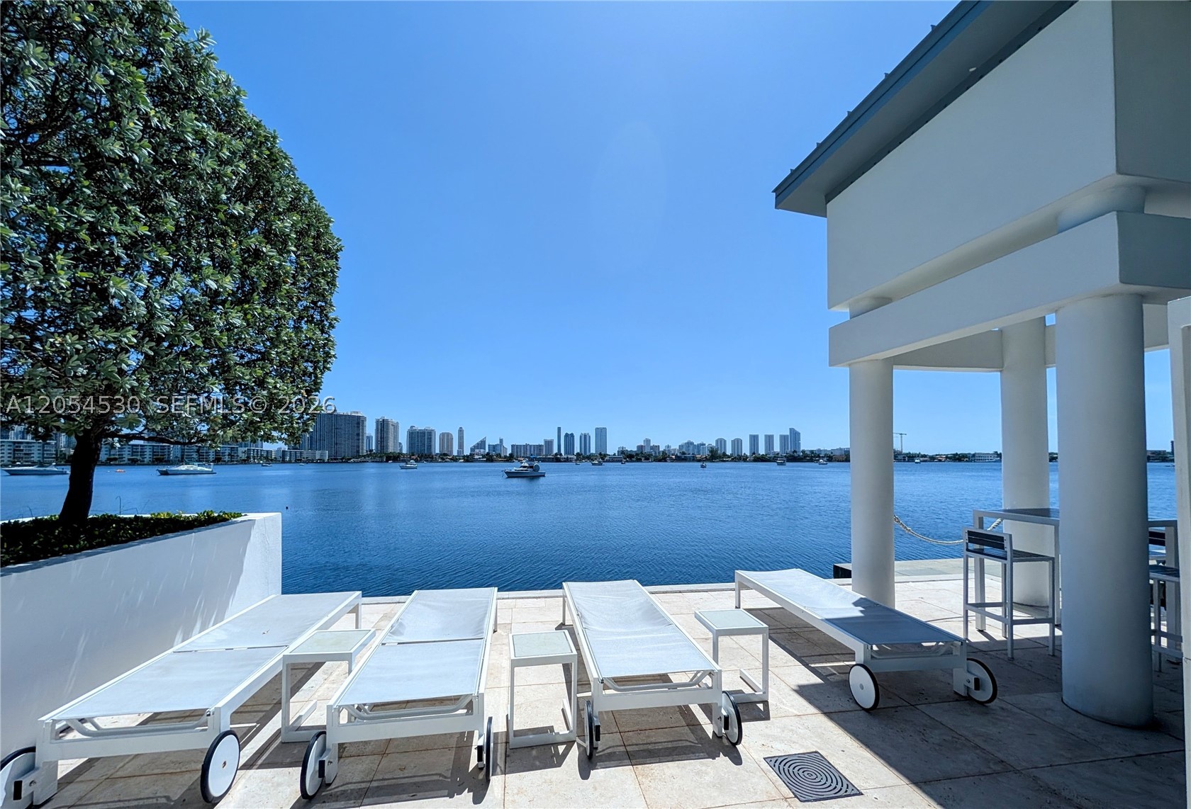 17301 Biscayne Blvd #1501 North Miami Beach, FL 33160