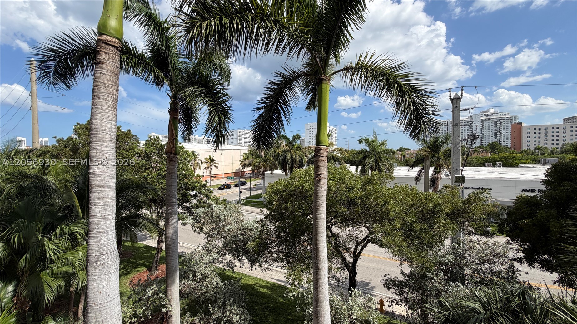image The Venture at Aventura18