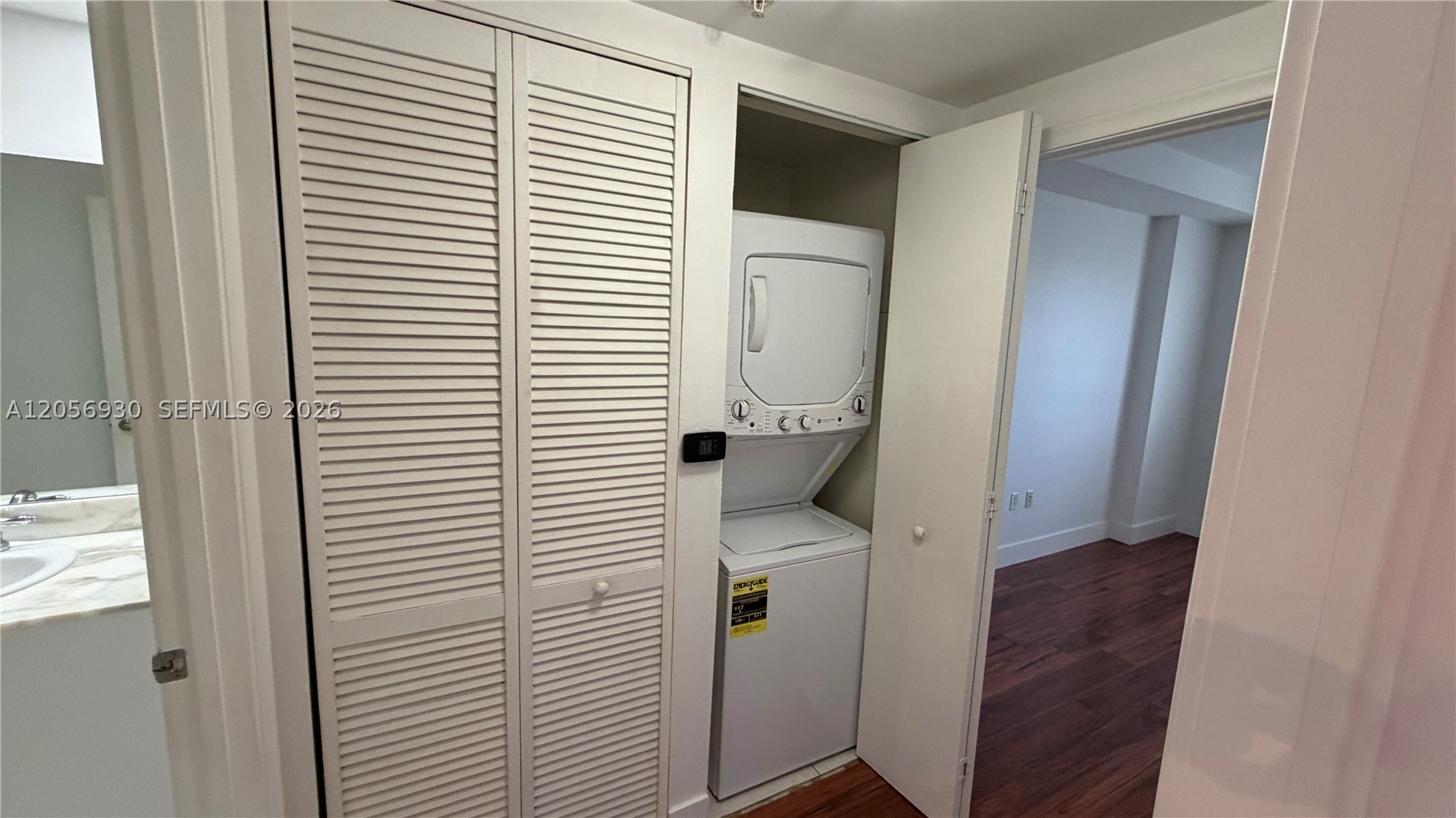 image The Venture at Aventura24