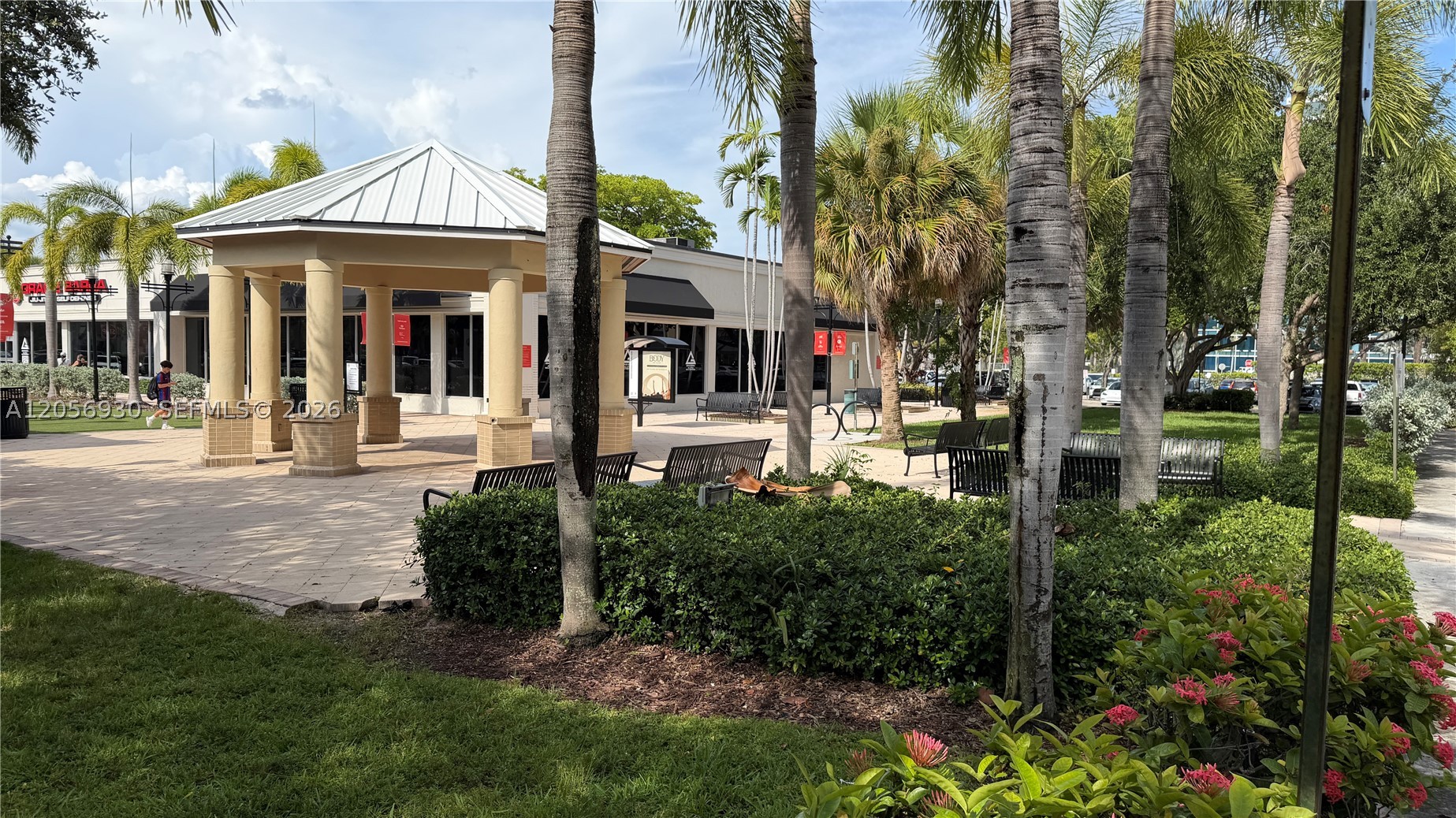 image The Venture at Aventura46