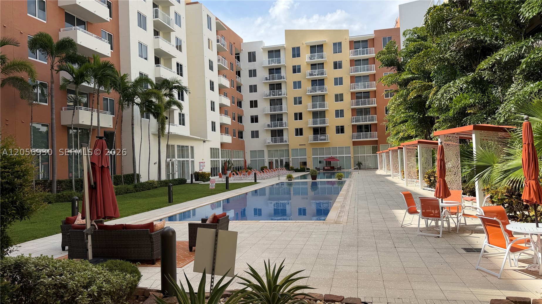 image The Venture at Aventura50