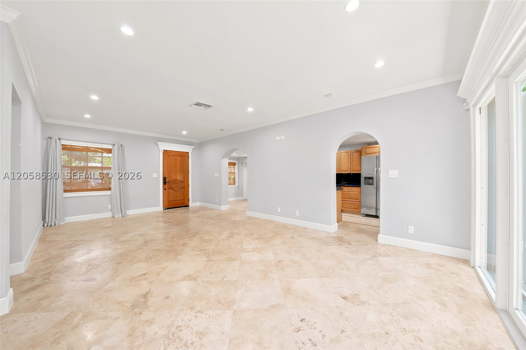 2301 Tequesta Ln #2301 Miami, FL 33133