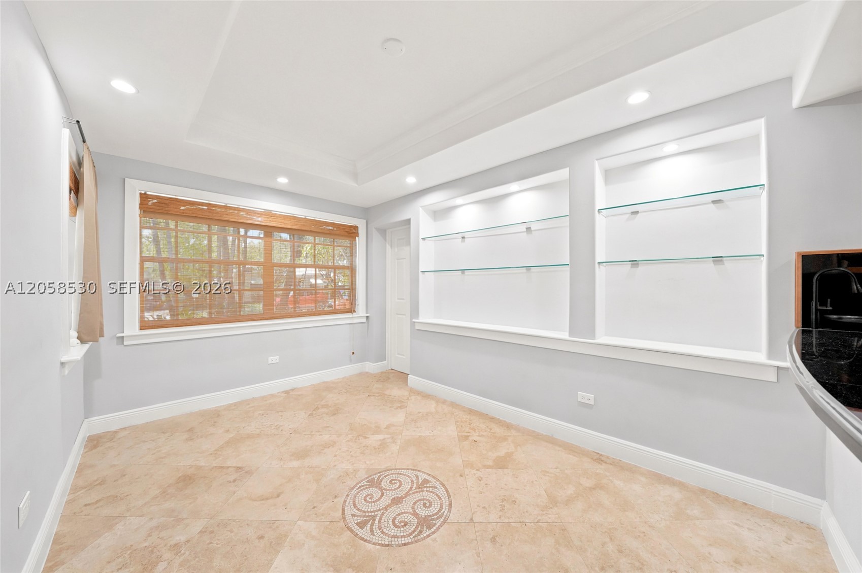 2301 Tequesta Ln #2301 Miami, FL 33133