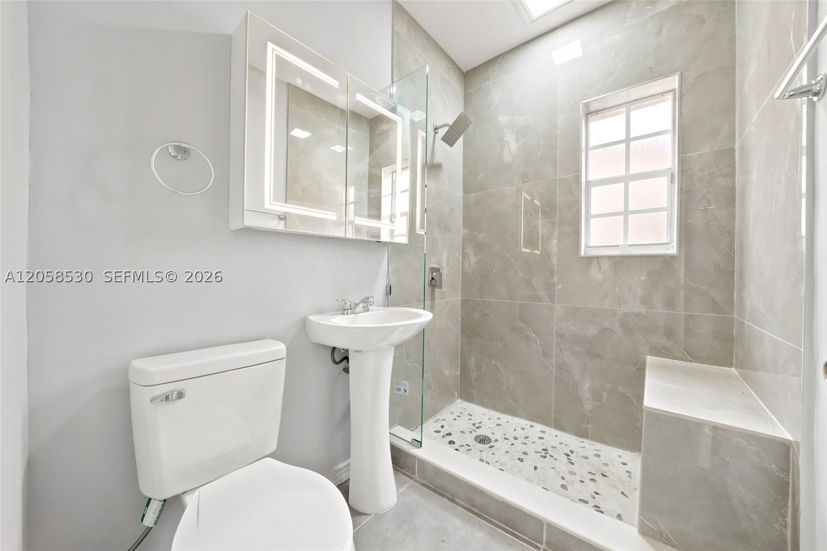 2301 Tequesta Ln #2301 Miami, FL 33133