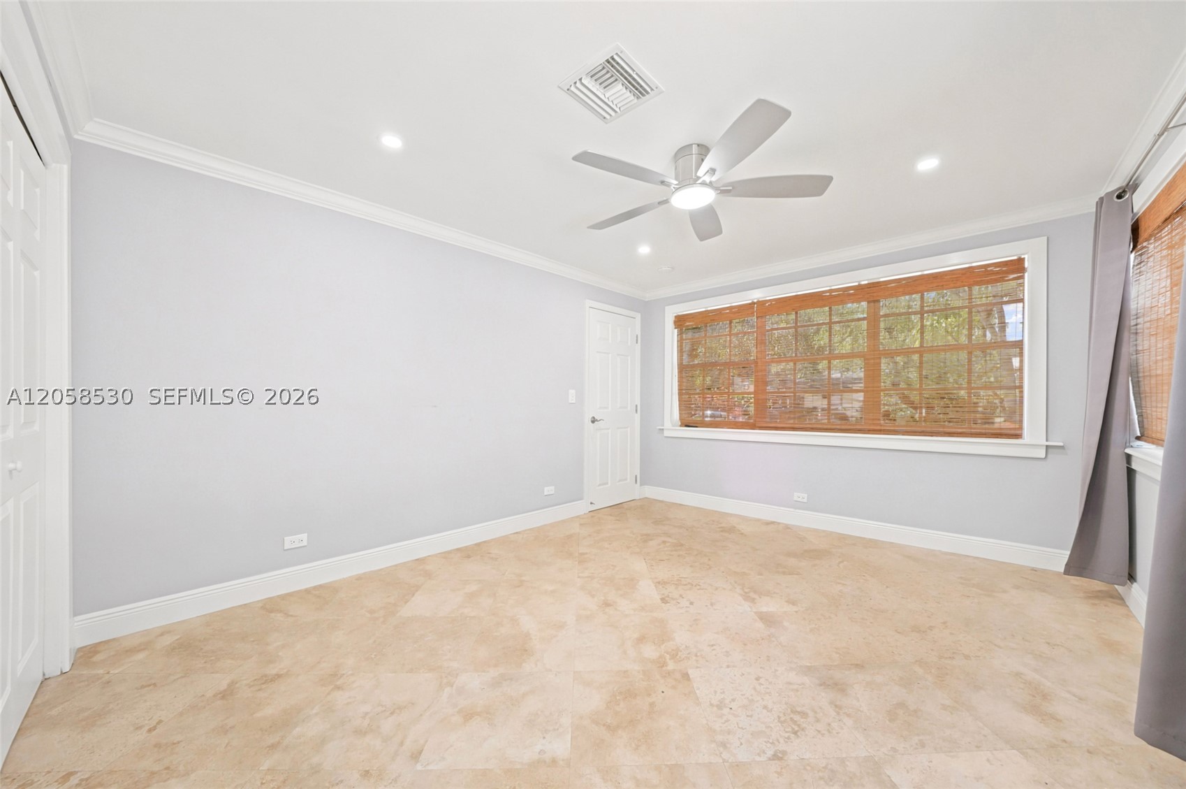 2301 Tequesta Ln #2301 Miami, FL 33133