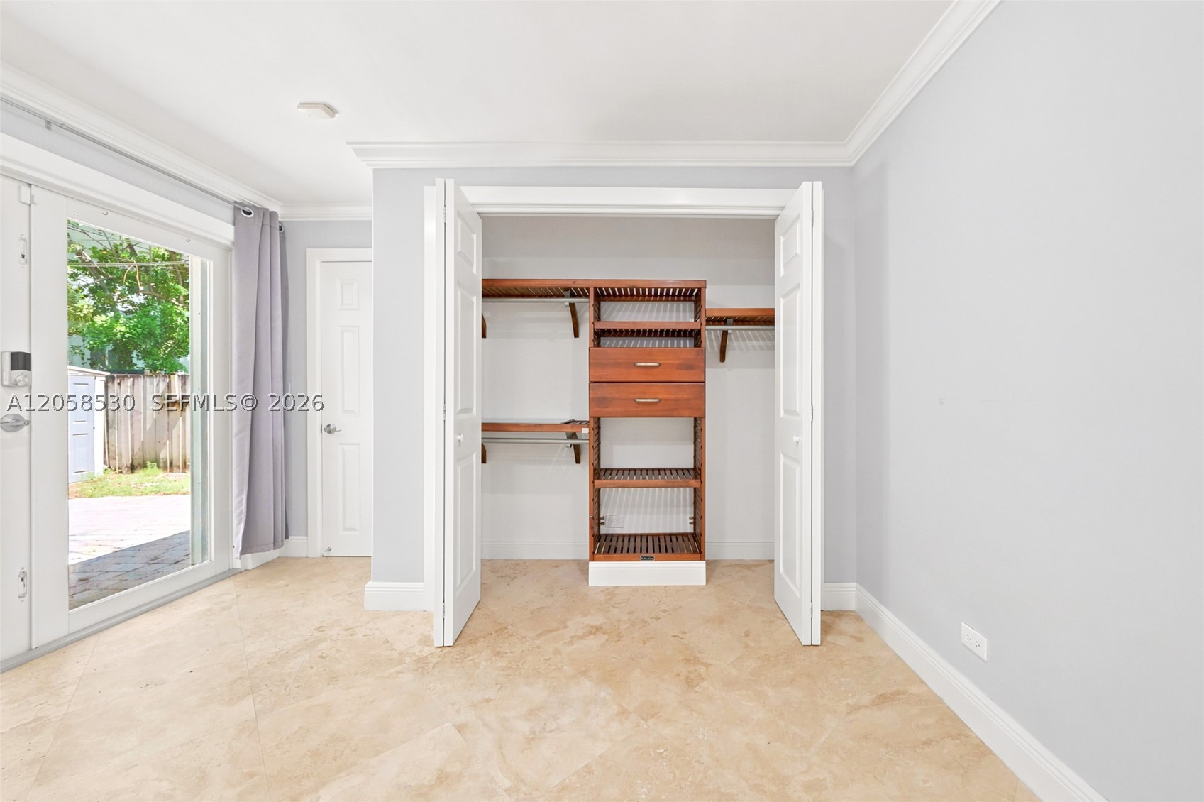2301 Tequesta Ln #2301 Miami, FL 33133