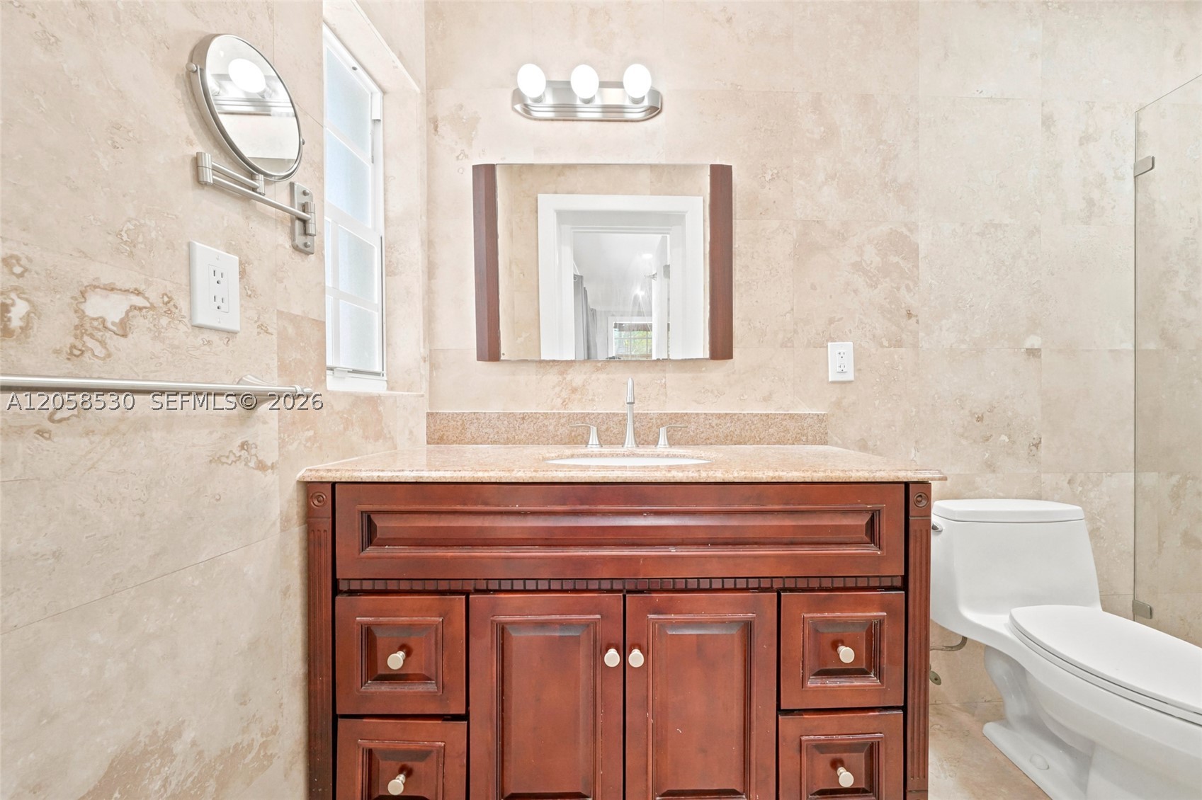 2301 Tequesta Ln #2301 Miami, FL 33133
