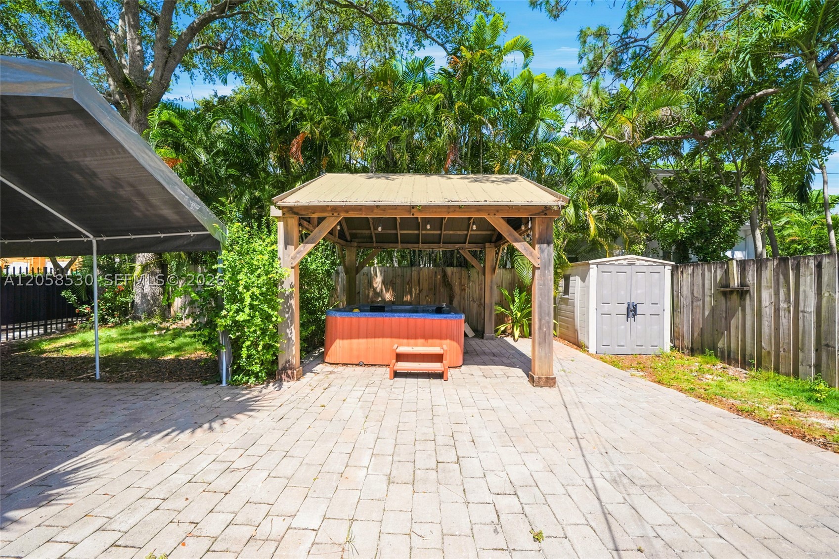 2301 Tequesta Ln #2301 Miami, FL 33133