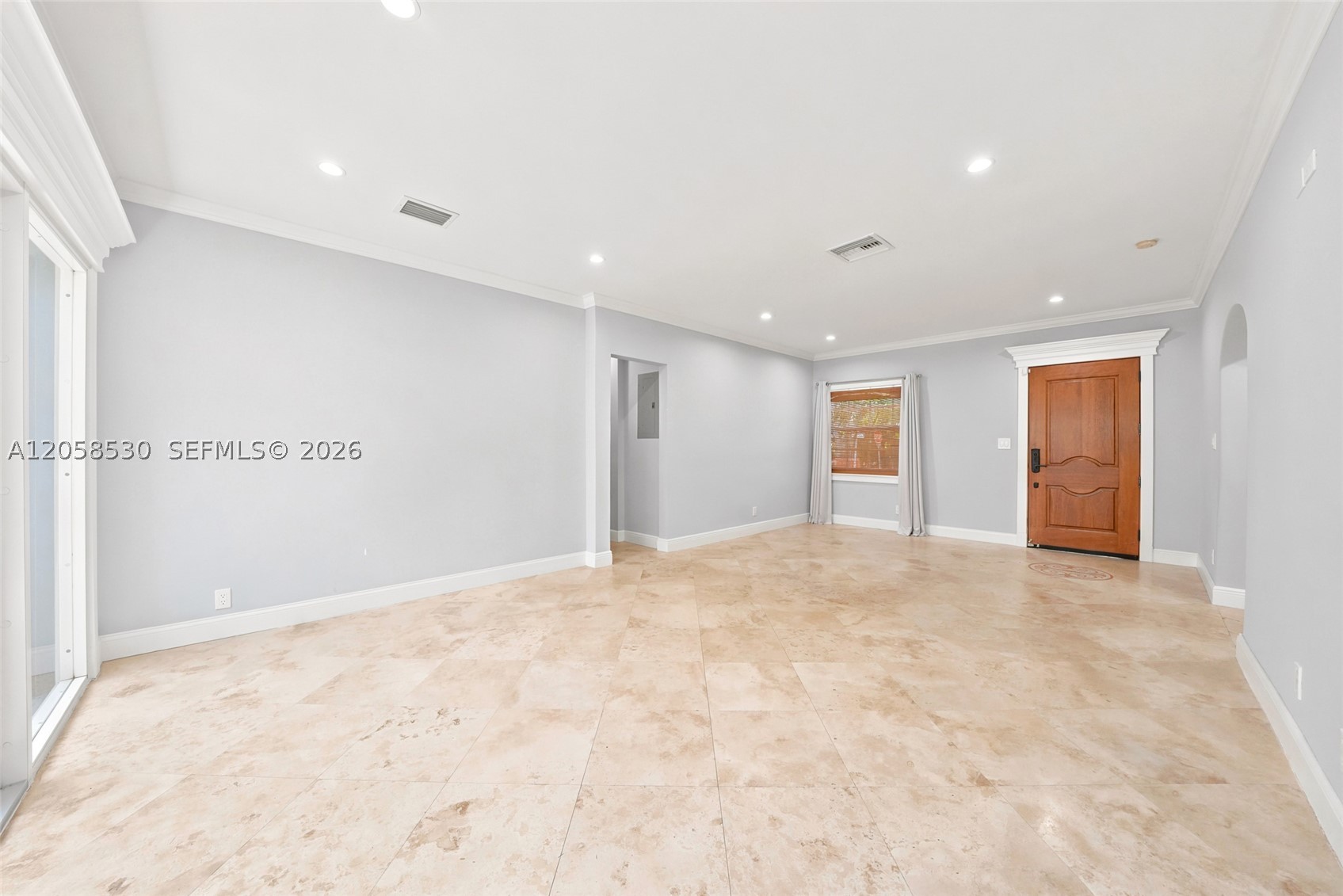 2301 Tequesta Ln #2301 Miami, FL 33133