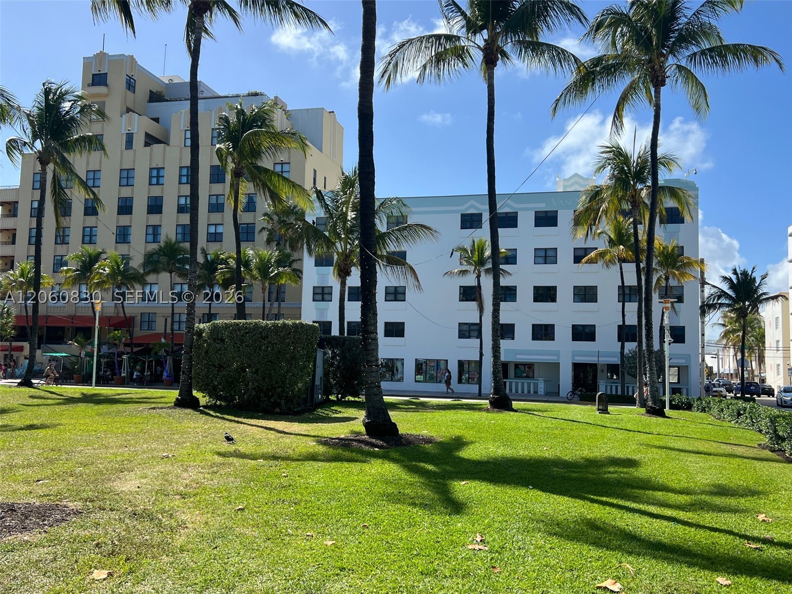 1390 Ocean Dr #101
