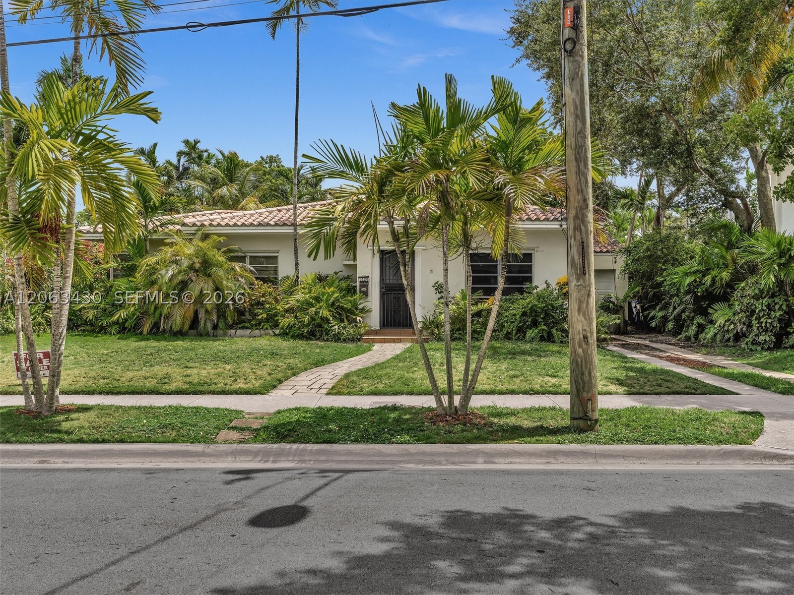 1228 SW 17th St Miami, FL 33145