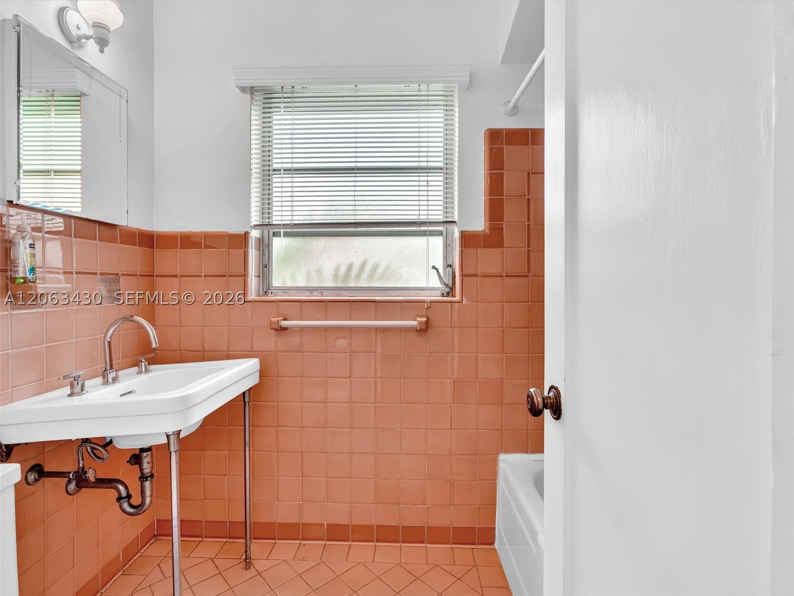 1228 SW 17th St Miami, FL 33145