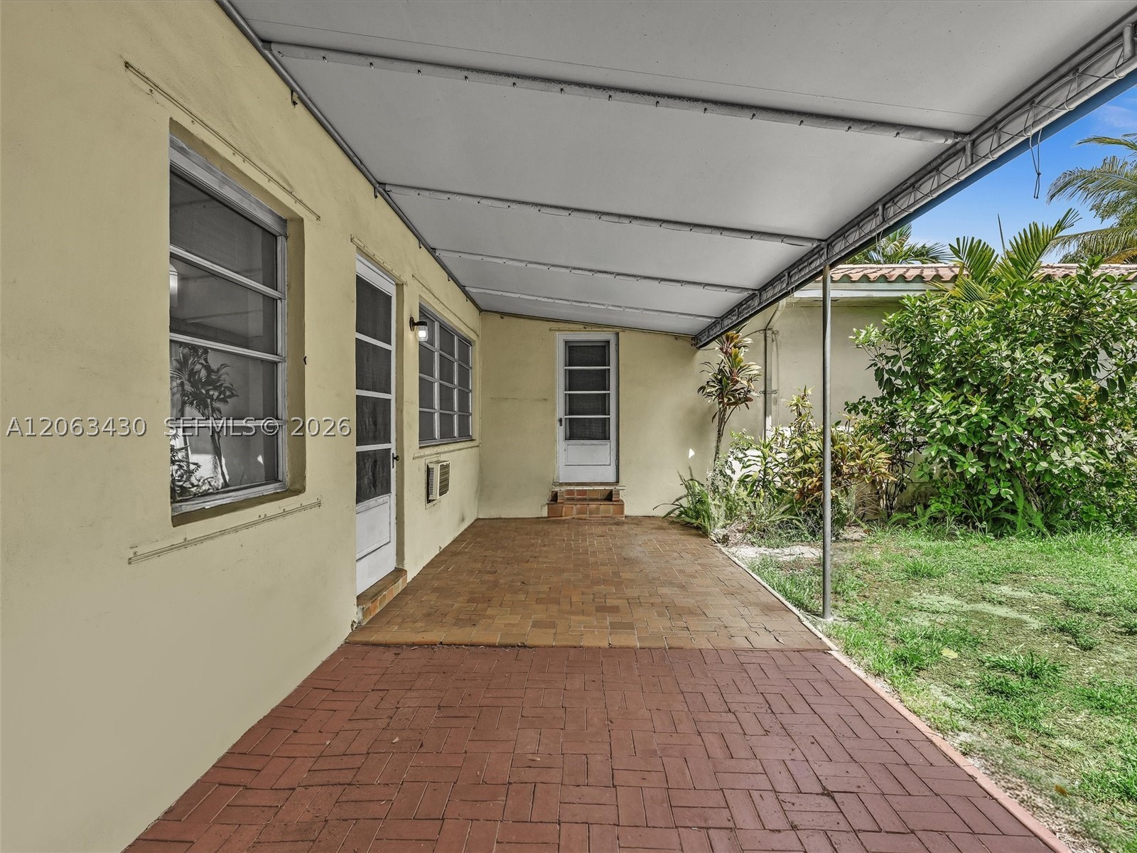 1228 SW 17th St Miami, FL 33145