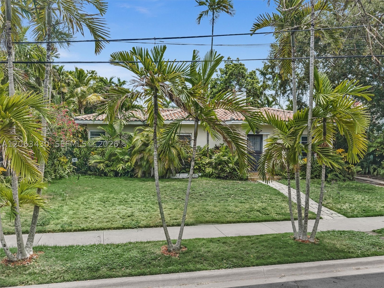 1228 SW 17th St Miami, FL 33145