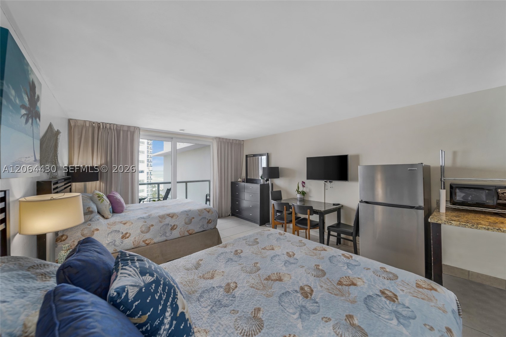 19201 N Collins Ave #1117