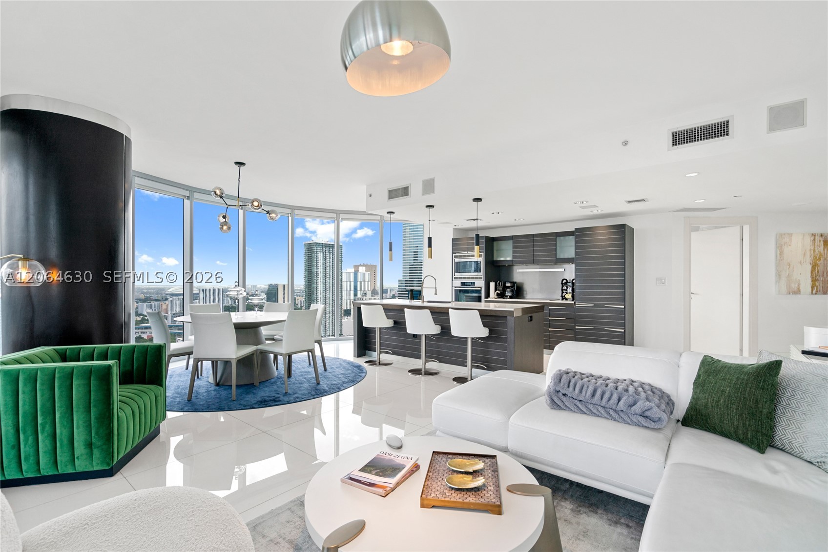 200 Biscayne Blvd Way #3802