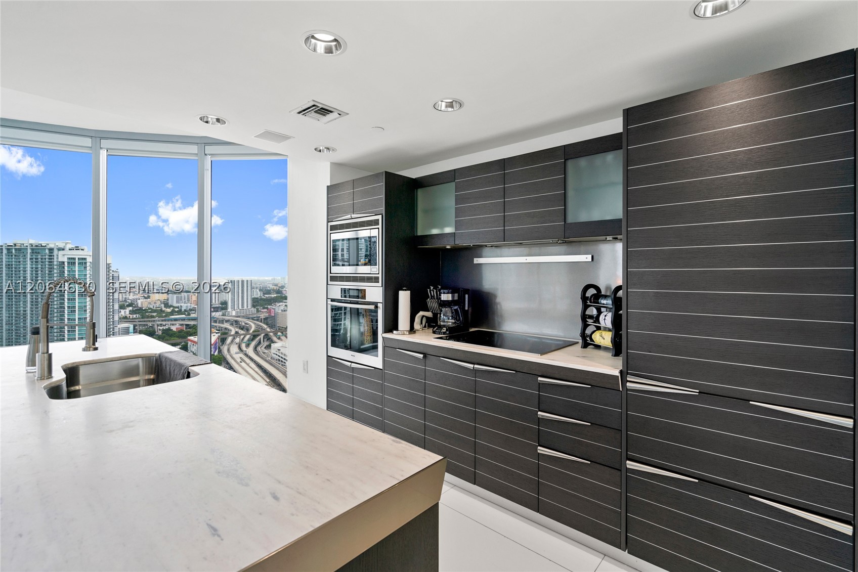image Epic Residences9