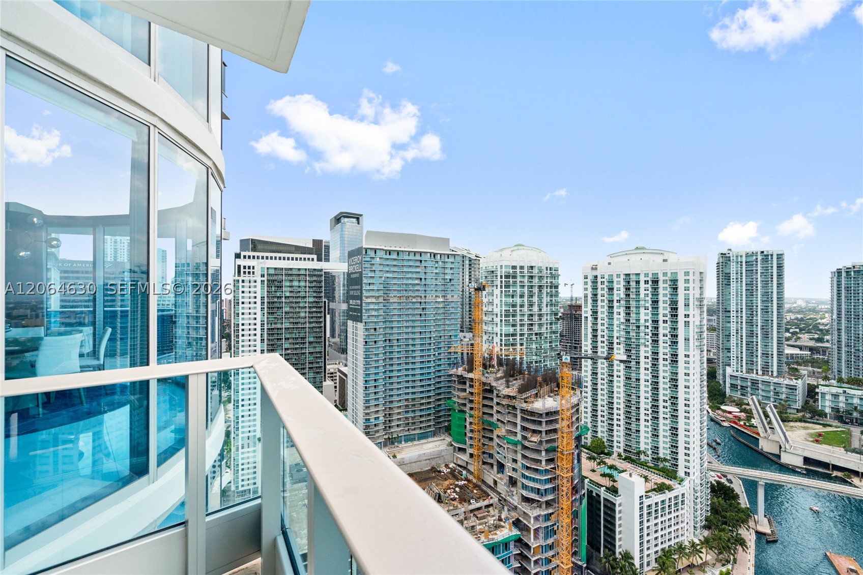 image Epic Residences31