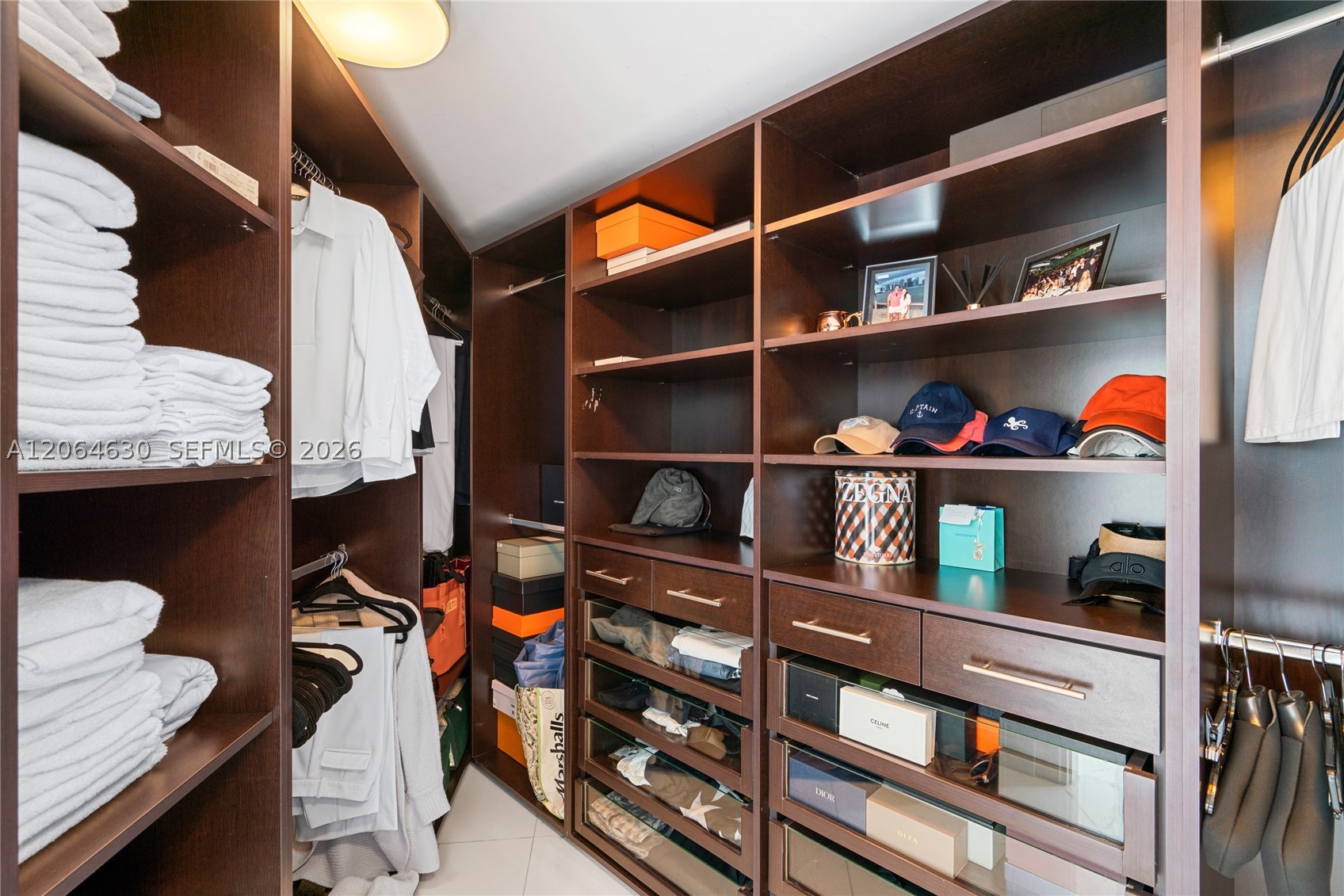 image Epic Residences35