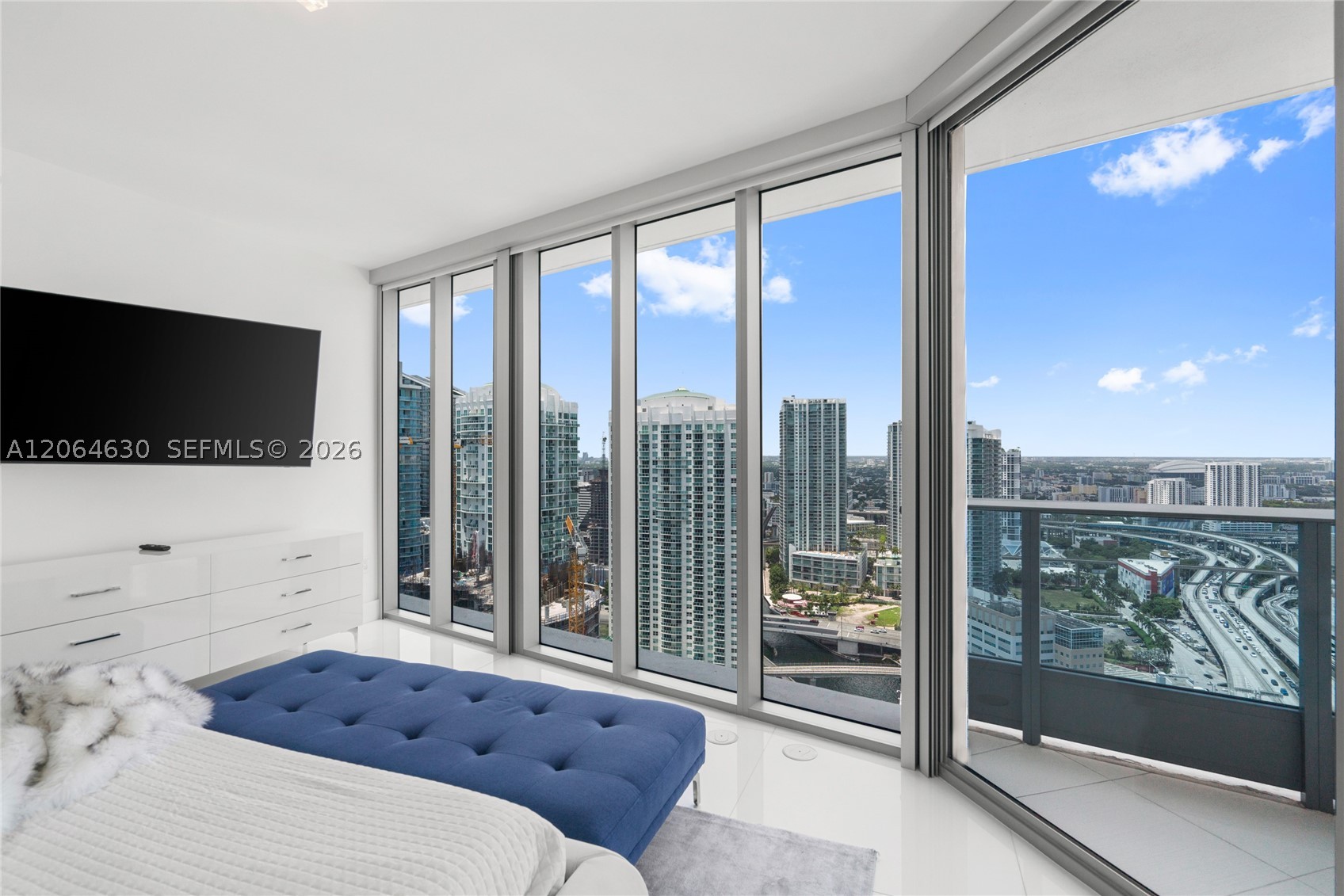 image Epic Residences40