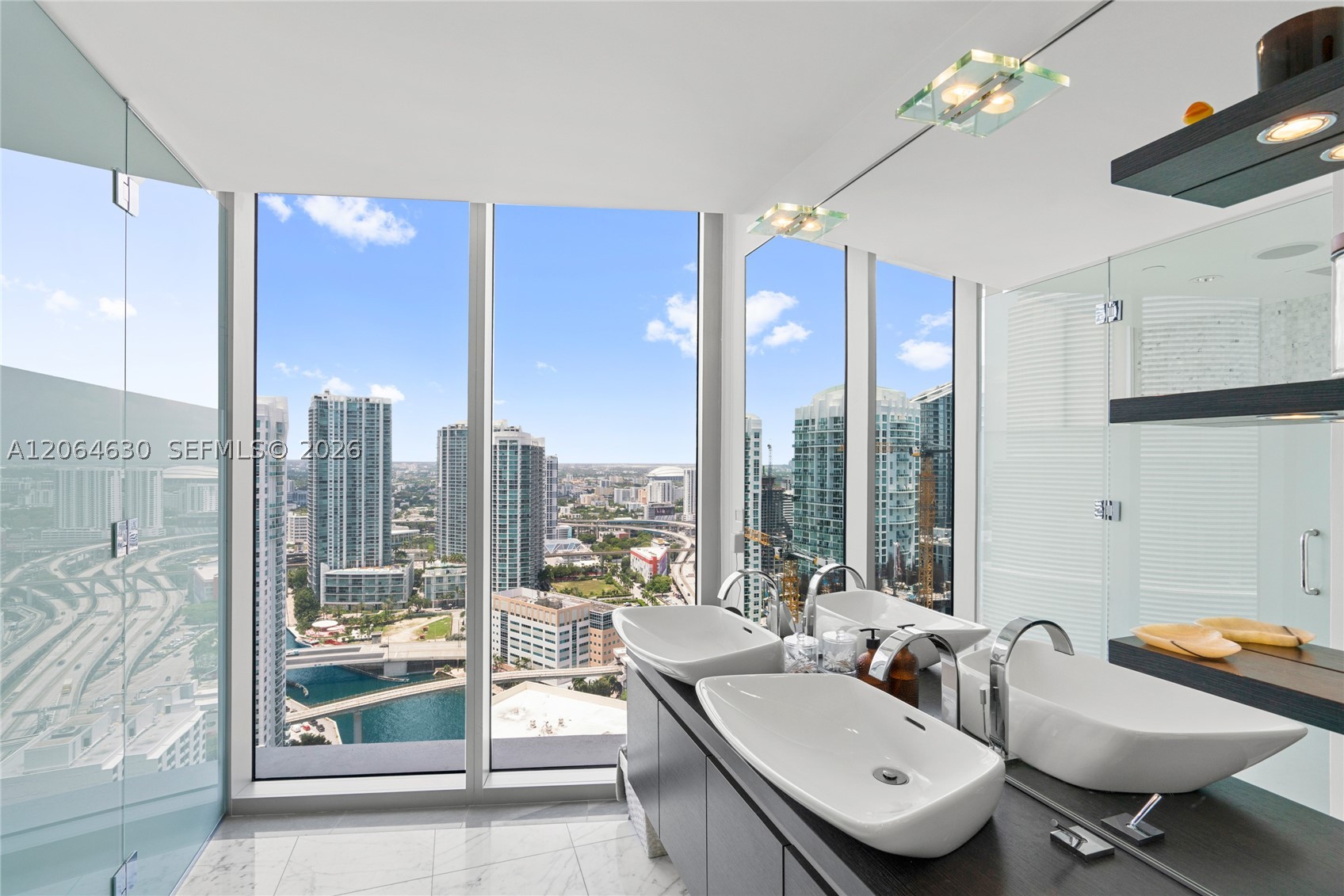 image Epic Residences49
