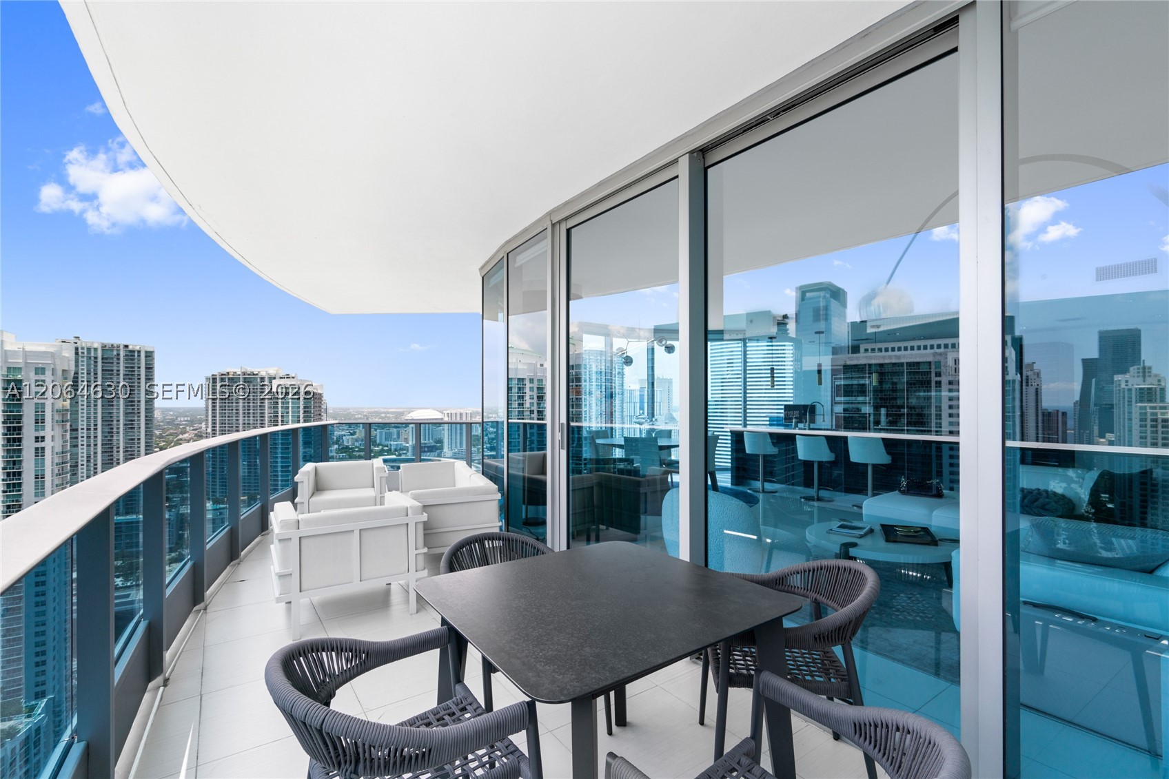 image Epic Residences54