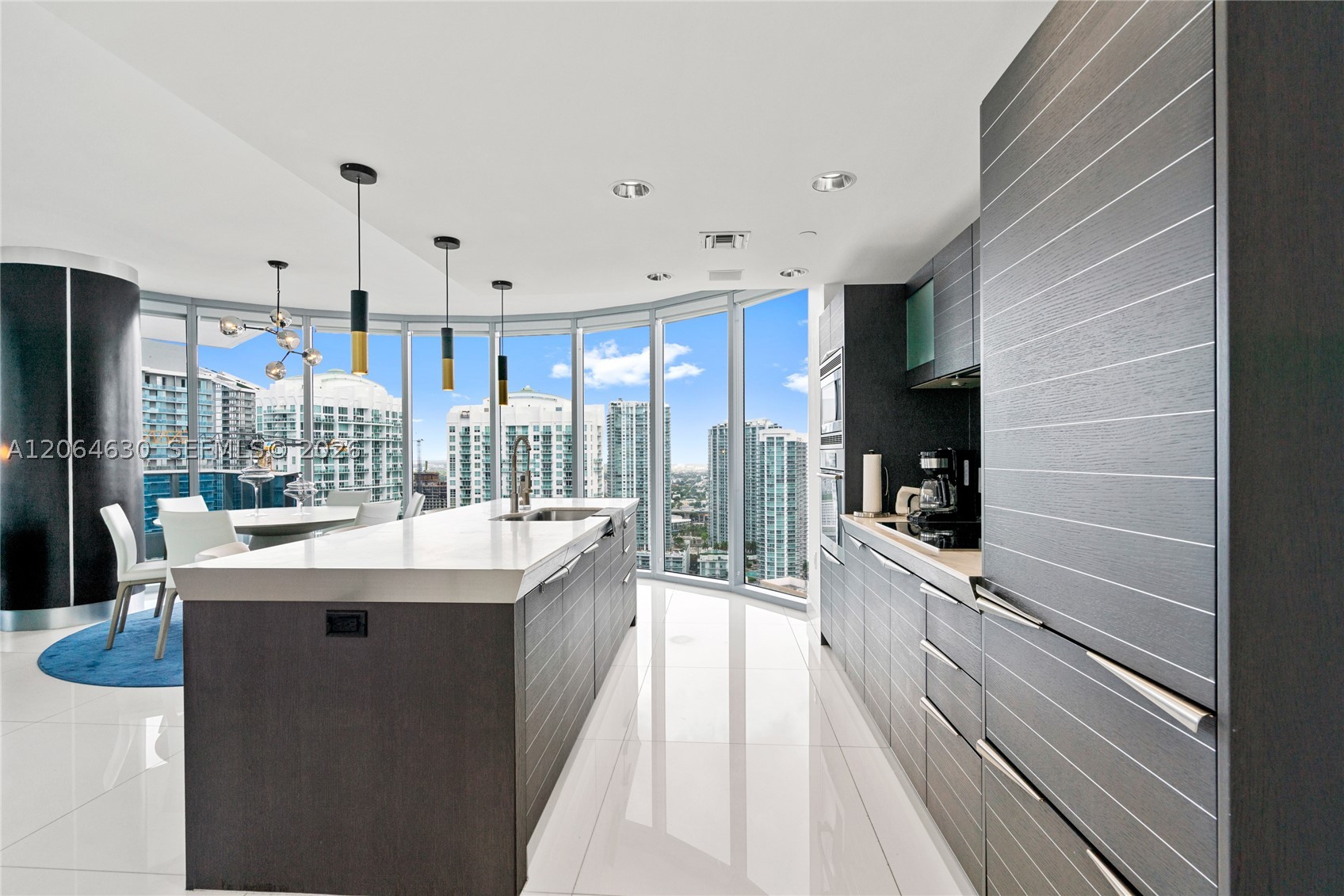 image Epic Residences7