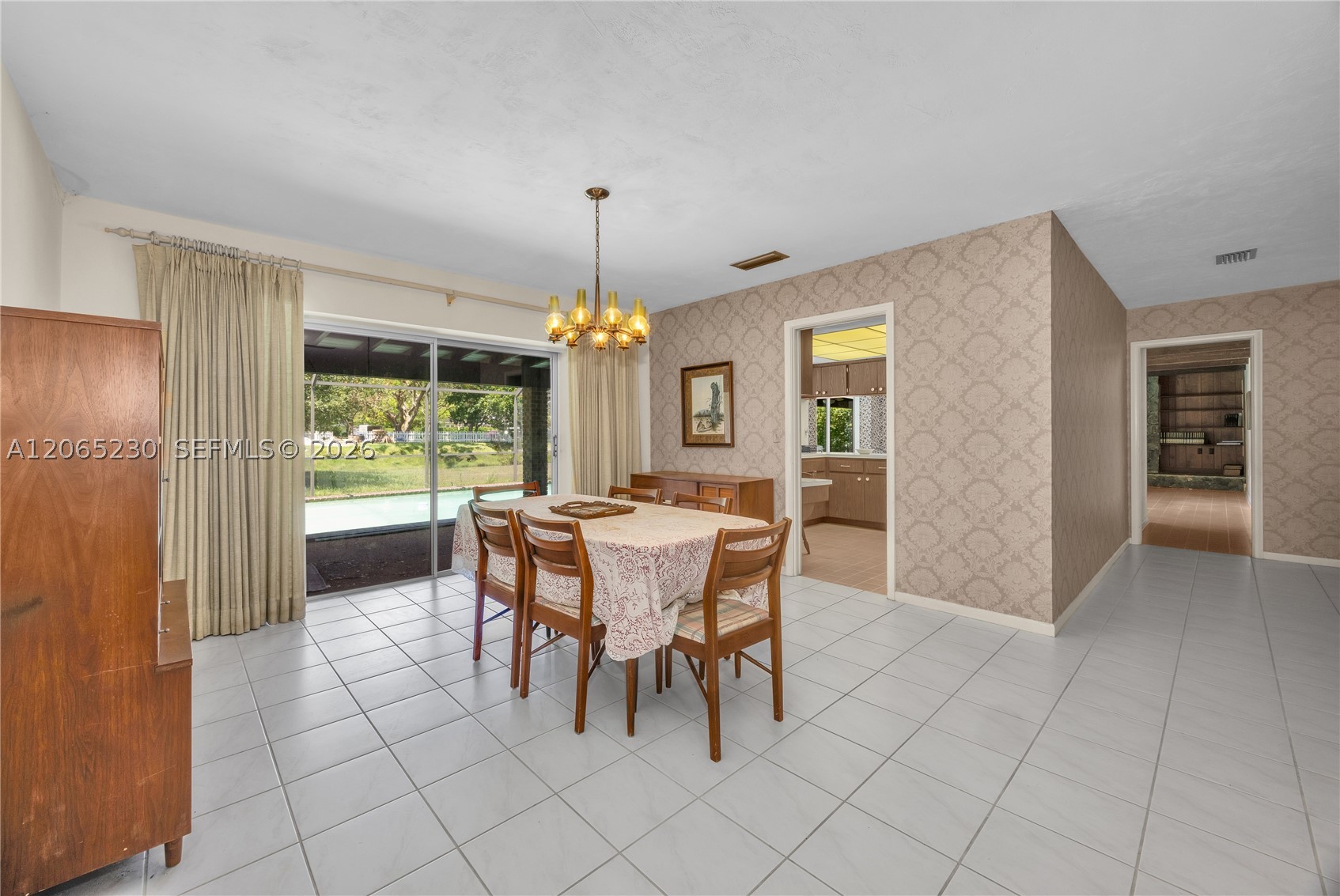 11800 SW 72nd Ave Pinecrest, FL 33156