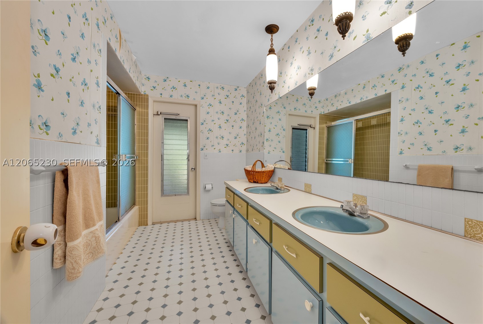 11800 SW 72nd Ave Pinecrest, FL 33156